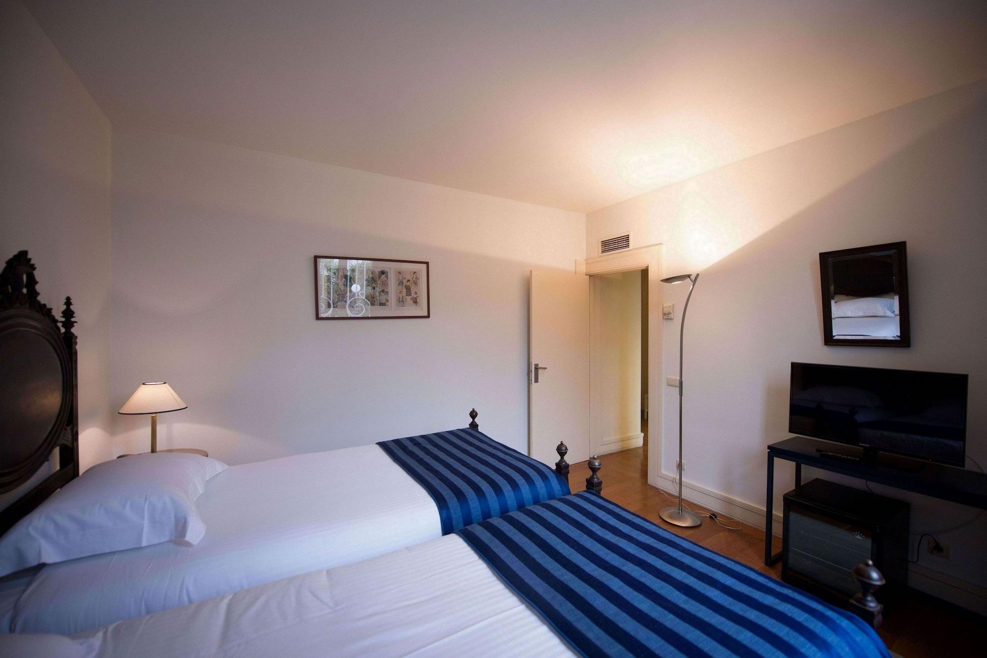 Garden Hotel 4*